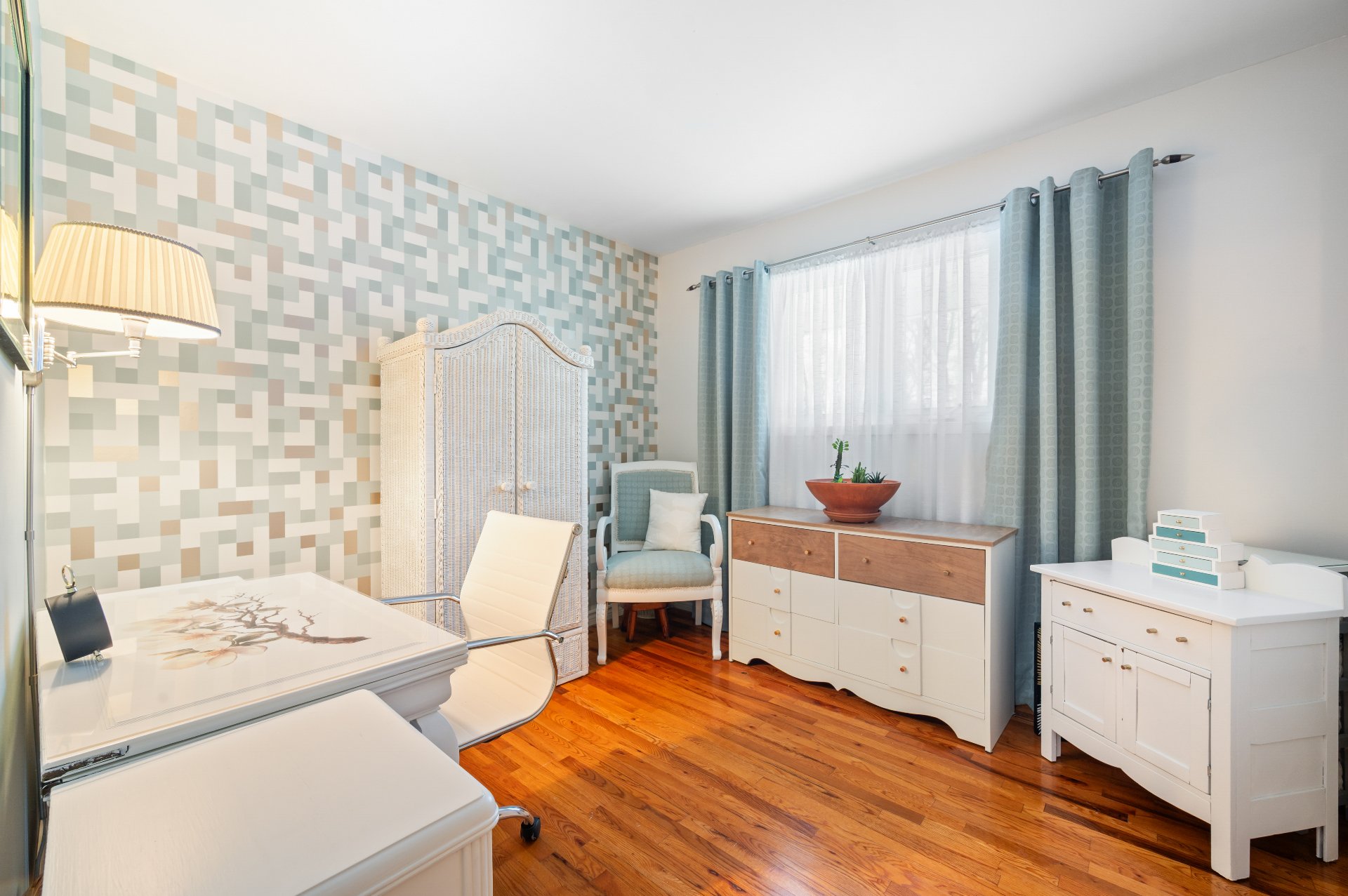 Chambre à coucher/bureau