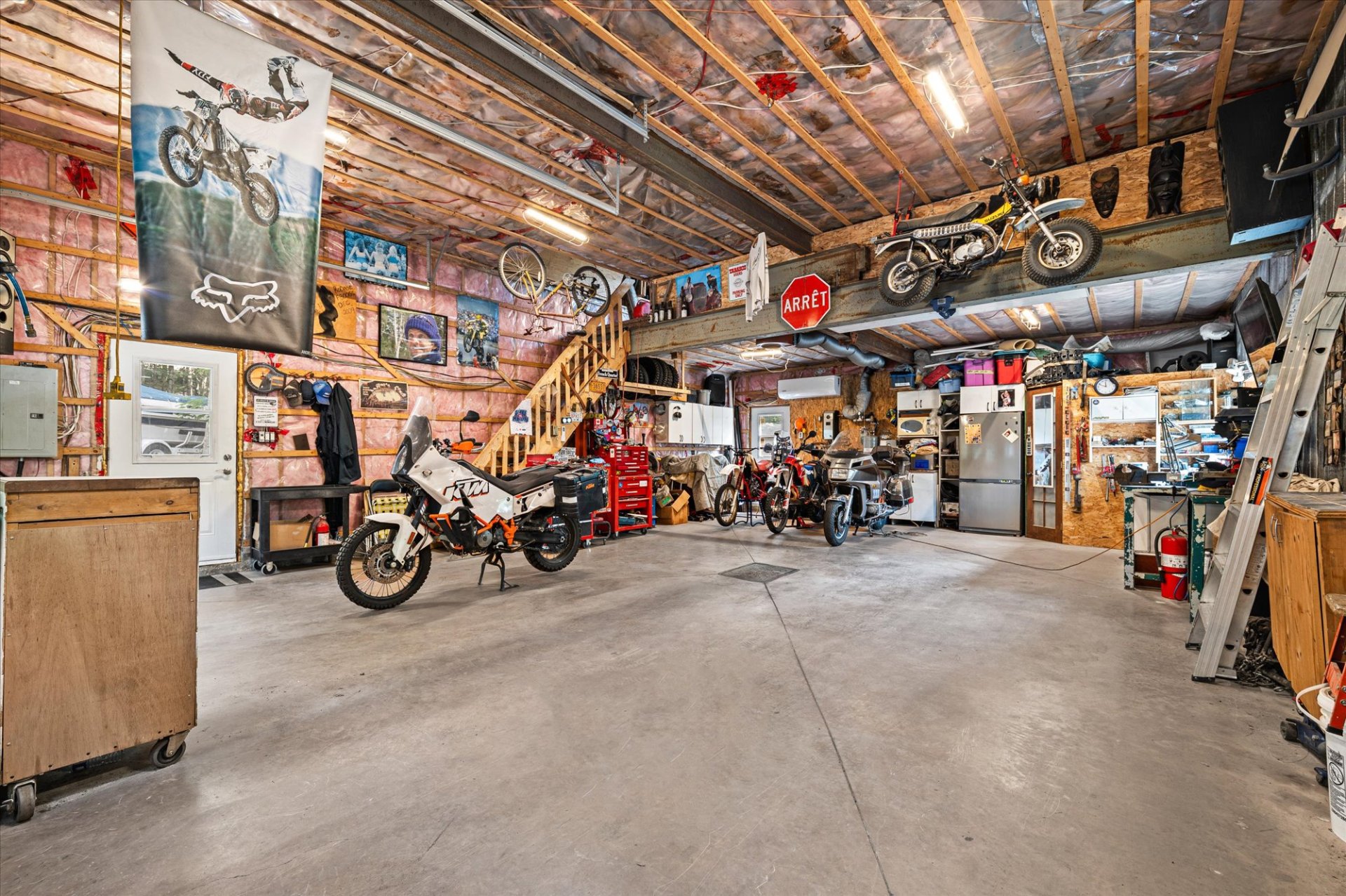 Garage