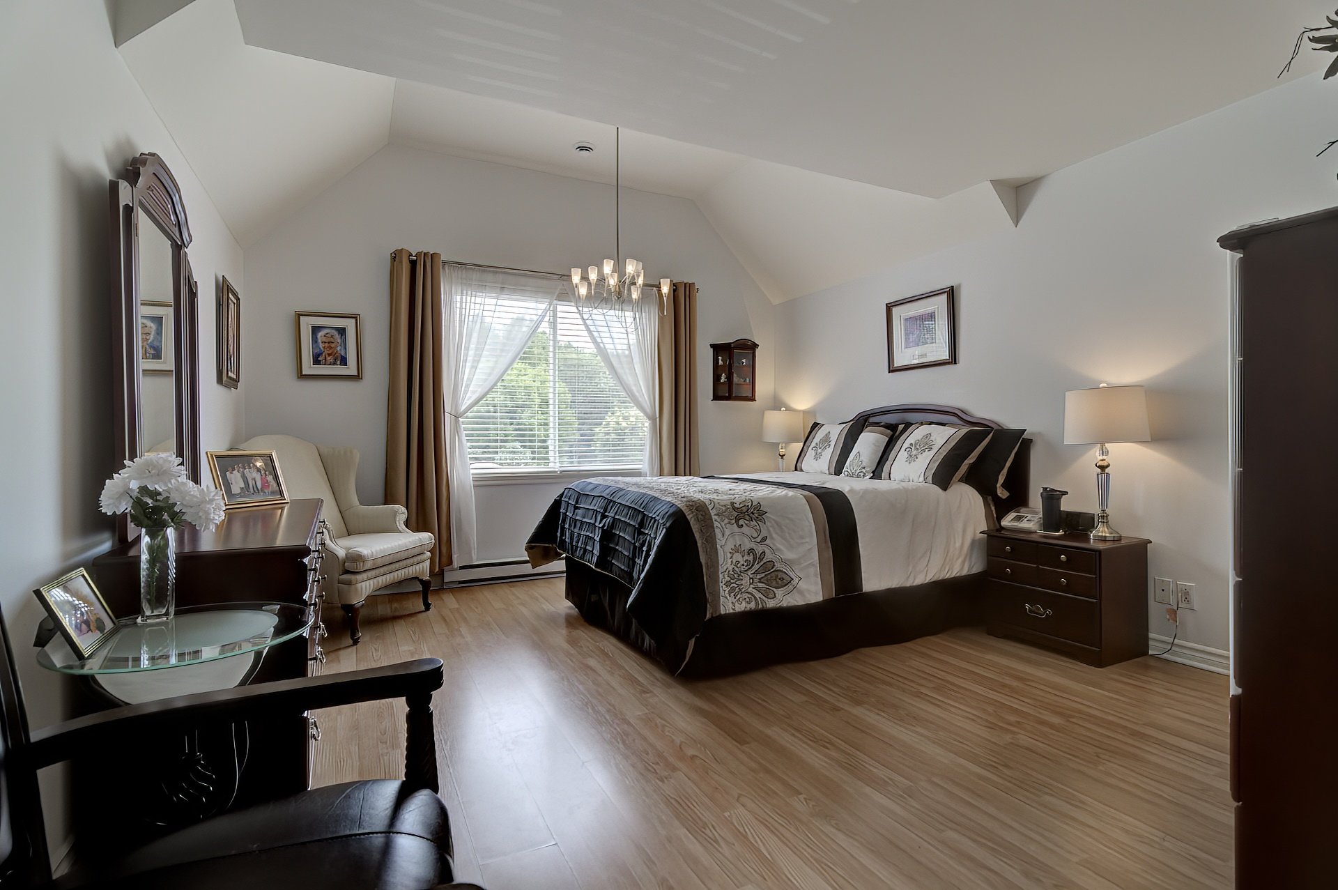 Chambre à coucher principale