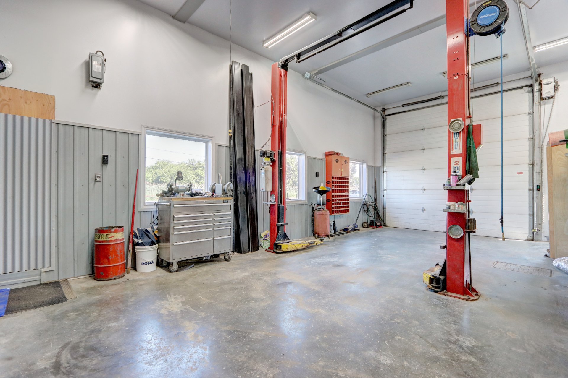 Garage