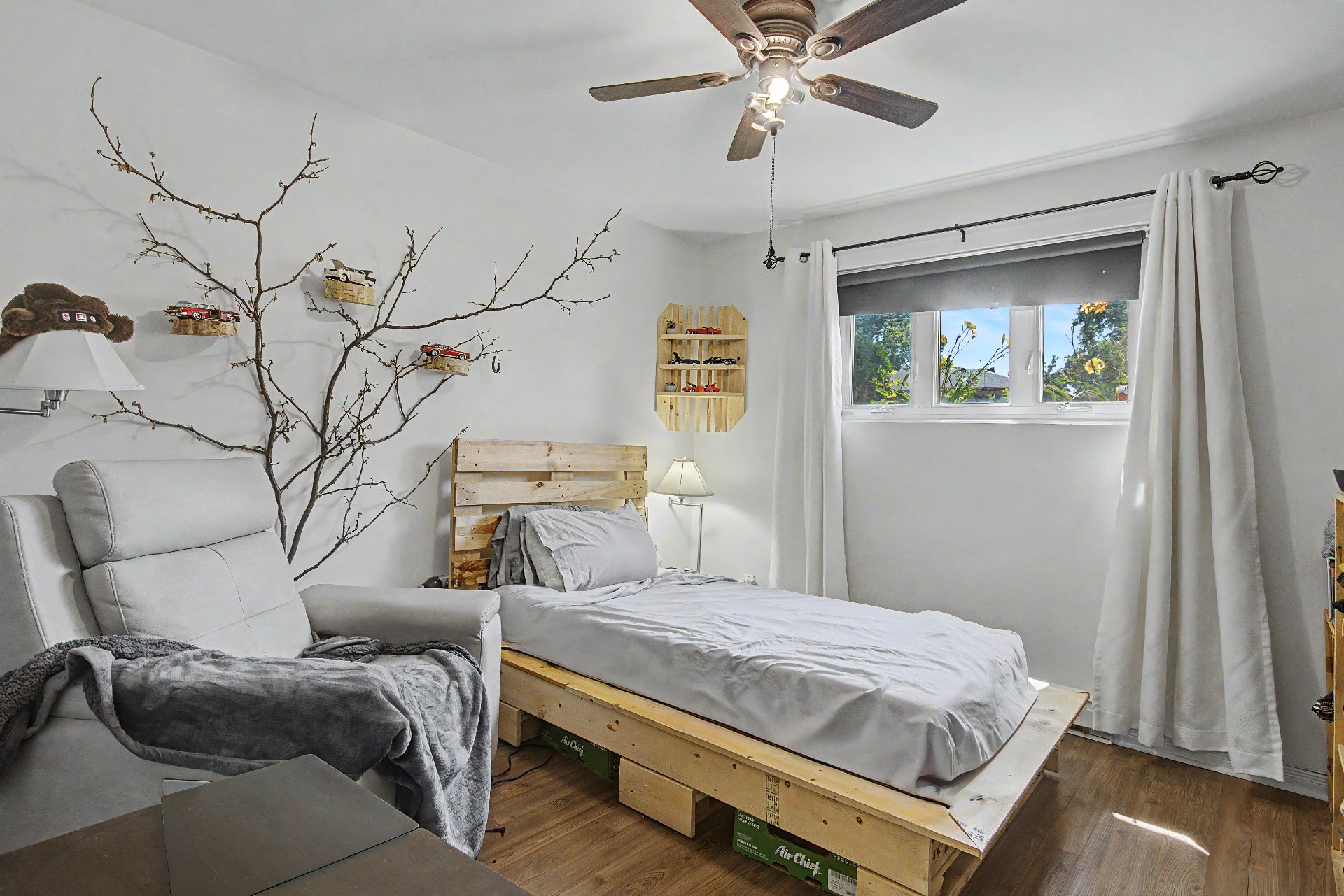 Primary bedroom