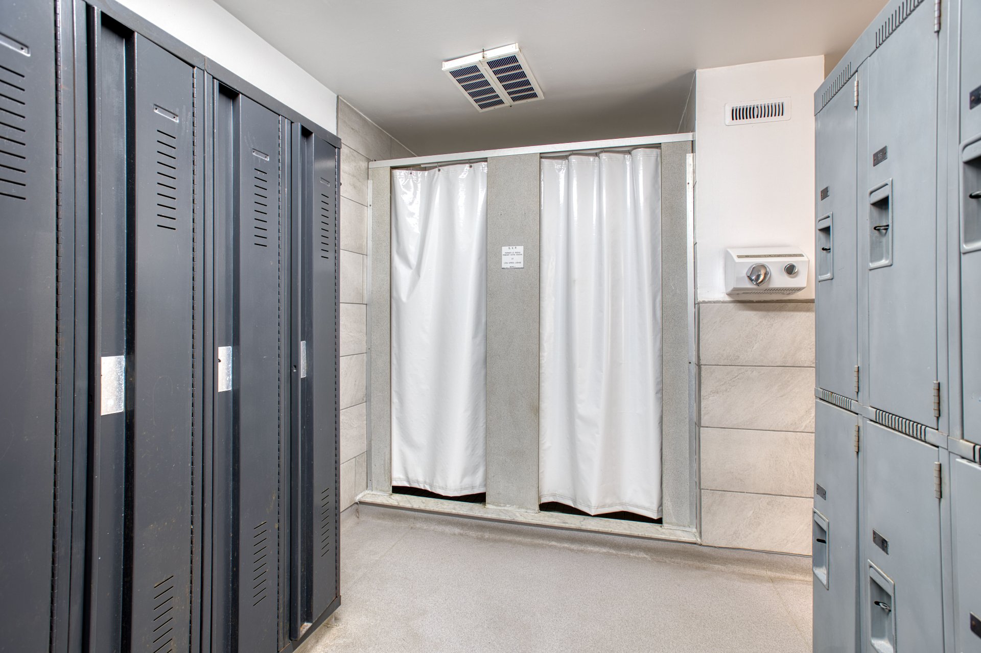 vestiaire de piscine